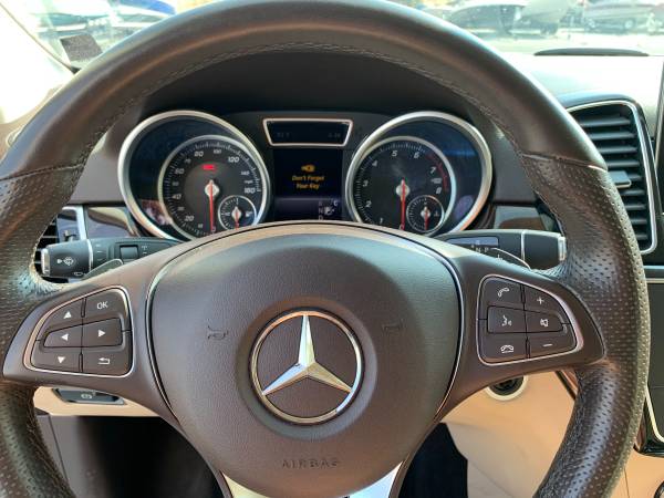 2018 Mercedes GLE 350 - cars & trucks - by dealer - vehicle... for sale in Perris, CA – photo 9
