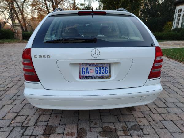 MERCEDES-BENZ 2002 C320 WAGON - cars & trucks - by owner - vehicle... for sale in Washington, District Of Columbia – photo 2