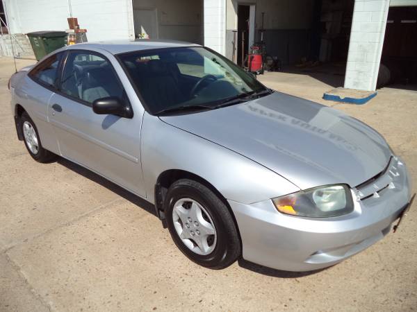 2005 Chevy Cavalier 2 door, cheap! for sale in Coldwater, KS
