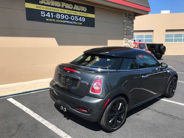 2013 MINI COOPER COUPE S 6 SPEED TURBO. 70K - cars & trucks - by... for sale in Medford, OR – photo 2