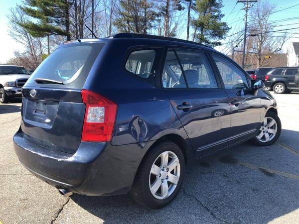 2007 Kia Rondo EX 4dr Wagon V6 - - by dealer - vehicle for sale in Derry, ME – photo 4