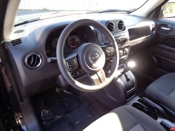 2015 Jeep Patriot Altitude, ALL NEW TIRES!, only 50K miles! for sale in Lansing, MO – photo 10