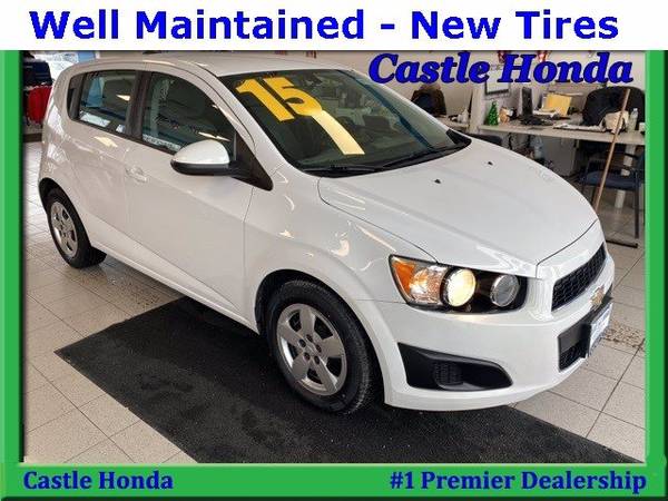 2015 Chevy Chevrolet Sonic hatchback Summit White for sale in Morton Grove, IL – photo 6