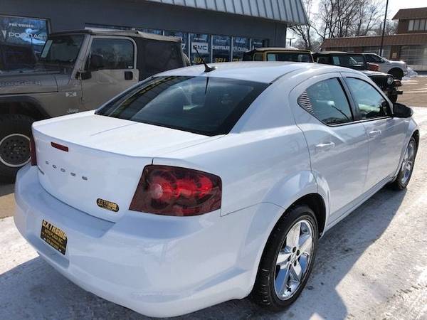 2011 Dodge Avenger LUX - - by dealer - vehicle for sale in Des Moines, IA – photo 5