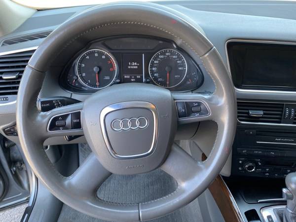 2010 Audi Q5 3.2 quattro Premium - cars & trucks - by dealer -... for sale in Colorado Springs, CO – photo 22
