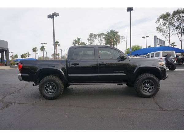 2018 Toyota Tacoma SR5 DOUBLE CAB 5 BED V6 4x4 Passeng - Lifted for sale in Glendale, AZ – photo 3