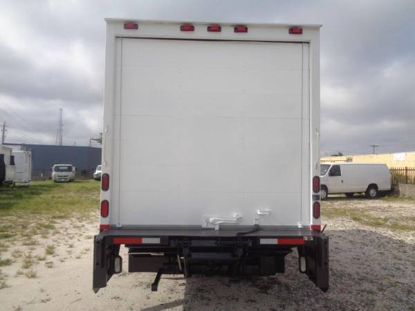 2014 Isuzu NPR-HD Reg Cab Tilt 16ft Box Truck w/ Lift Gate... for sale in Hialeah, FL – photo 13