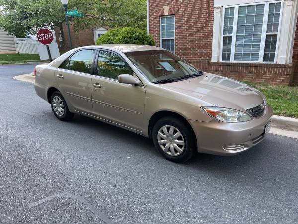 2004 Toyota Camry, No Accident, Leather Seat, Very Beautiful Camry for sale in Germantown, District Of Columbia – photo 3