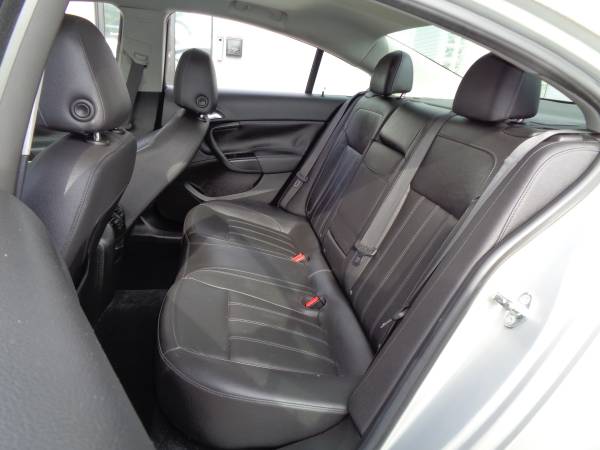 2011 Buick Regal CXL RL2 - Sunroof! Htd Leather! Pwr Seat! for sale in Pinellas Park, FL – photo 12