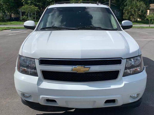 2013 Chevrolet Chevy Tahoe LT 4x2 4dr SUV 100% CREDIT APPROVAL! for sale in TAMPA, FL – photo 8