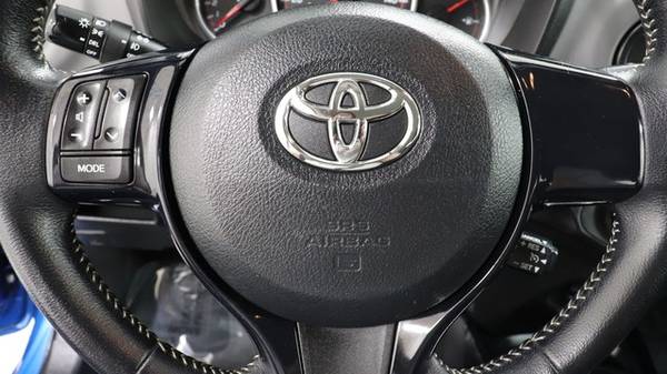 2015 Toyota Yaris 5dr Liftback Auto SE Sedan - - by for sale in Springfield, OR – photo 15