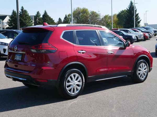 2017 Nissan Rogue AWD S for sale in Inver Grove Heights, MN – photo 11