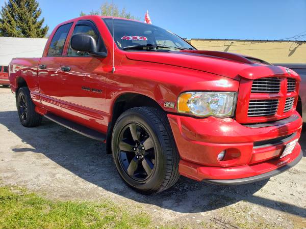2005 Dodge Ram Quad Cab 4x4 - - by dealer - vehicle for sale in Highland, IL – photo 2