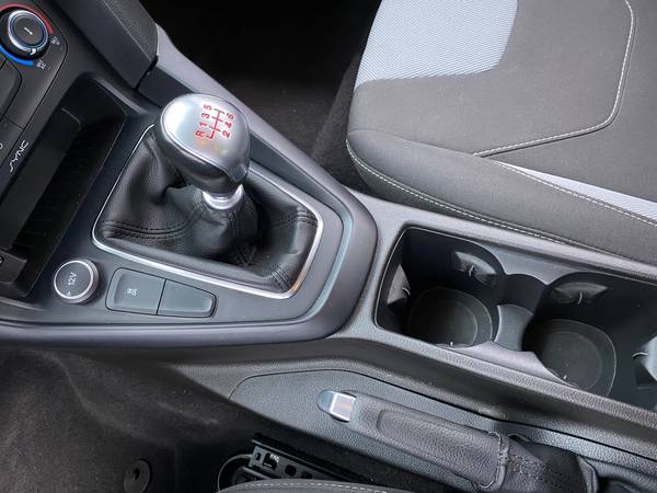 2016 Ford Focus ST Hatchback 4D hatchback Gray - FINANCE ONLINE -... for sale in Denver , CO – photo 21