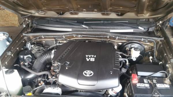 2014 Toyota Tacoma SR5 Crew 4X4 - cars & trucks - by owner - vehicle... for sale in Plattsburgh, NY – photo 10