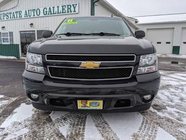 2011 Chevrolet Suburban 1500 4WD LT - - by dealer for sale in Westmoreland, NY – photo 9