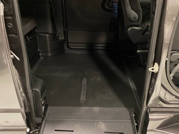 Wheelchair Accessible 2018 Dodge Grand Caravan SE Blacktop Package for sale in Palmer, AK – photo 8