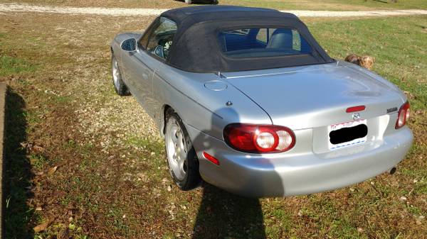 Convertible Sports Car !!!!!! - cars & trucks - by owner - vehicle... for sale in Kaiser, MO – photo 8