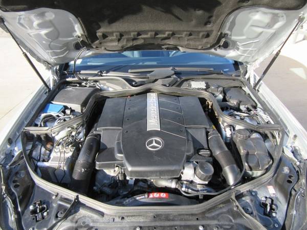 2006 Mercedes-Benz CLS-Class 4dr Sdn 5.0L - cars & trucks - by... for sale in Waterloo, IA – photo 23