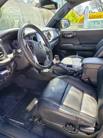 2018 Toyota Tacoma - cars & trucks - by owner - vehicle automotive... for sale in Levittown, NY – photo 7