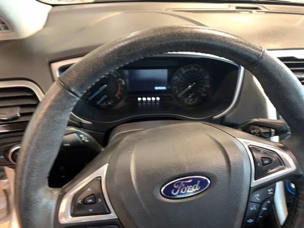 2016 Ford Fusion SE - cars & trucks - by dealer - vehicle automotive... for sale in Boone, IA – photo 15