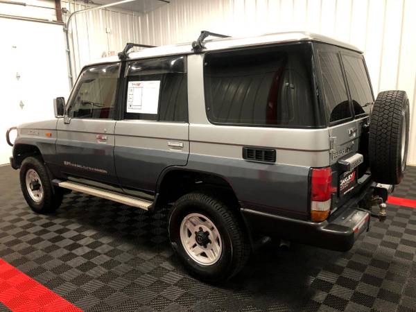 1990 Toyota Land Cruiser EX-5 suv Gray - cars & trucks - by dealer -... for sale in Branson West, MO – photo 2