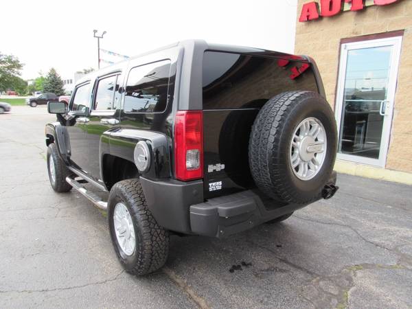 2009 HUMMER H3 4WD - cars & trucks - by dealer - vehicle automotive... for sale in Rockford, IL – photo 6
