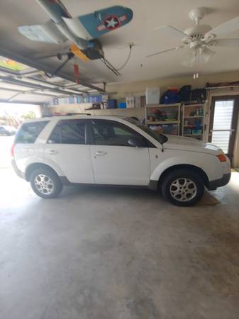 Saturn Vue - cars & trucks - by owner - vehicle automotive sale for sale in Cape Coral, FL – photo 2