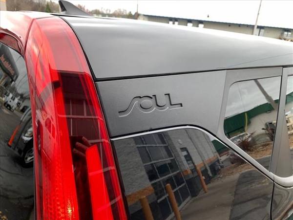2020 Kia Soul S - - by dealer - vehicle automotive sale for sale in ST Cloud, MN – photo 17