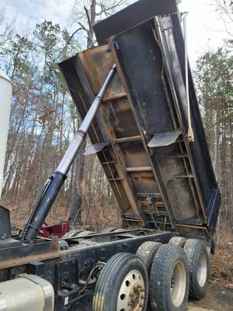 2014 Mack Dump Truck for sale in Mint Hill, NC – photo 3