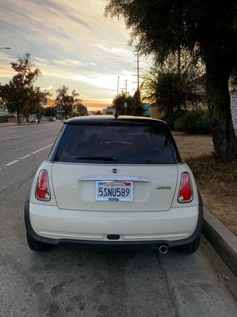 2006 Mini Cooper - cars & trucks - by owner - vehicle automotive sale for sale in Los Angeles, CA – photo 4