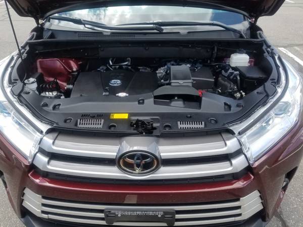 2018 Toyota Highlander XLE AWD 11K Miles w/Leather,Navigation,Sunroof for sale in Queens Village, NY – photo 24