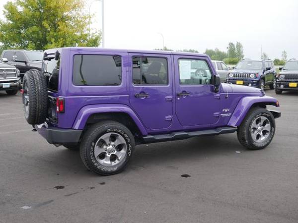 2017 Jeep Wrangler Unlimited Sahara for sale in Cambridge, MN – photo 11