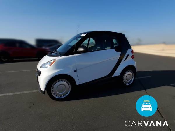 2013 smart fortwo Pure Hatchback Coupe 2D coupe White - FINANCE... for sale in Palmdale, CA – photo 4