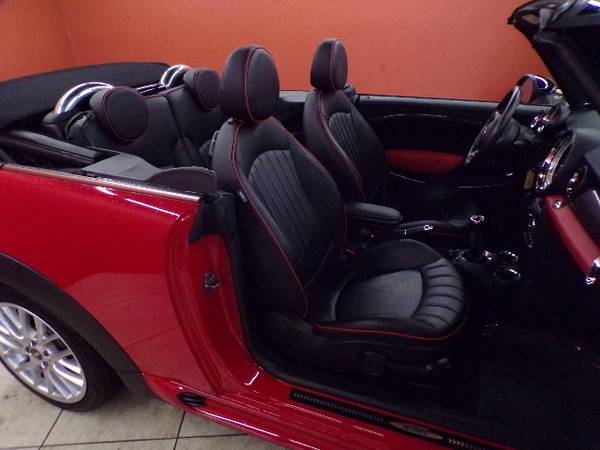 1-Owner 2013 MINI COOPER S convertible 51630 miles manual trans navi for sale in Chesterfield, MO – photo 18