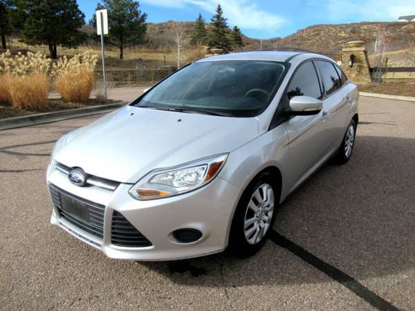 2013 Ford Focus 4dr Sdn SE - - by dealer - vehicle for sale in Castle Rock, CO – photo 3