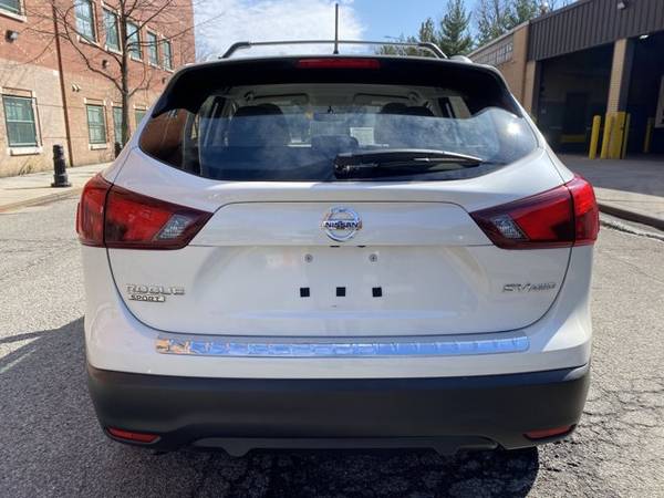 2018 Nissan Rogue Sport SV Hatchback - - by dealer for sale in elmhurst, NY – photo 5