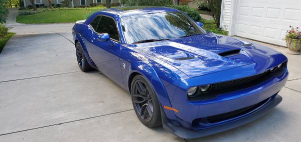 2018 Dodge Challenger Hellcat SRT Widebody Like New - cars & trucks... for sale in South Bend, IN – photo 19