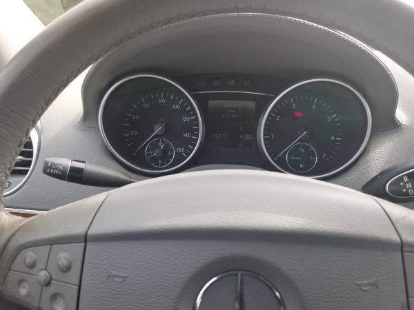 2007 Mercedes-Benz GL450 excellent condition OBO for sale in Athens, OH – photo 2