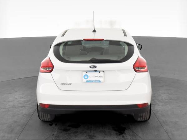 2016 Ford Focus SE Hatchback 4D hatchback White - FINANCE ONLINE -... for sale in Arlington, TX – photo 9