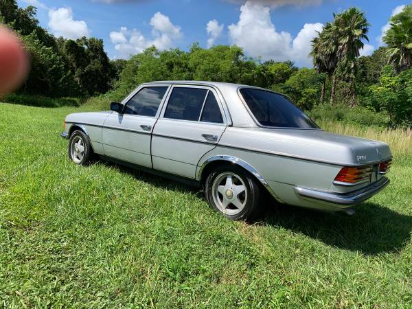 1981 Mercedes Benz E280 ~ Sweet Ride ~ New Tires ~ Auto4you for sale in Sarasota, FL – photo 6