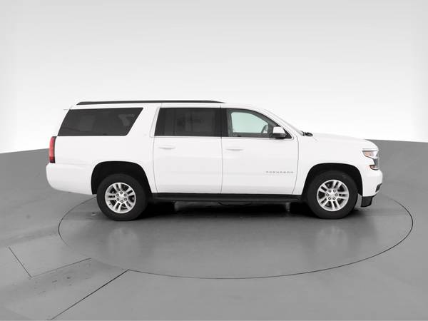 2020 Chevy Chevrolet Suburban LT Sport Utility 4D suv White -... for sale in Fresh Meadows, NY – photo 13