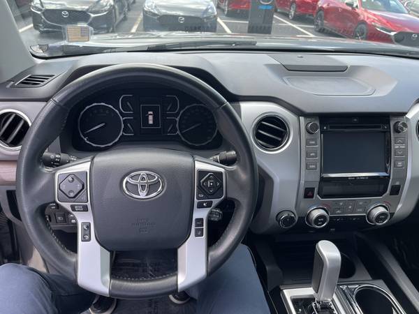 2018 Toyota Tundra Limited CrewMax 4x4 5 7L 1 owner Like new FL for sale in Longwood , FL – photo 7