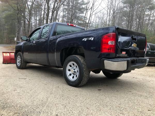 2011 Chevy Silverado Ex Cab V8 4x4,Auto, With Boss Plow!! - cars &... for sale in New Gloucester, ME – photo 3