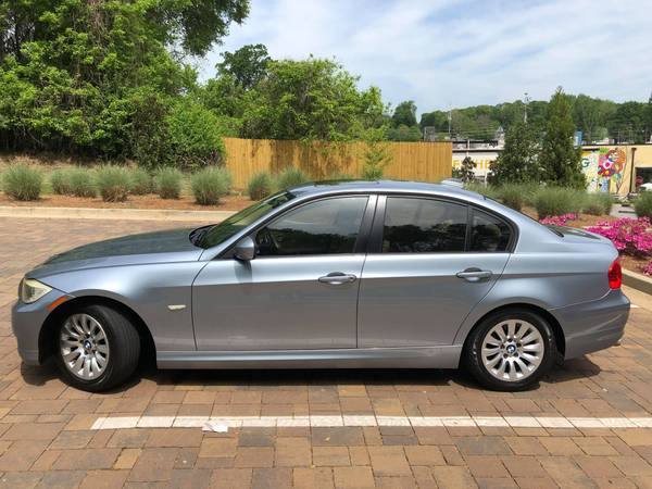 2009 BMW 328I Sedan Aut, clean carfax no accidents low miles - cars for sale in Atlanta, GA – photo 4