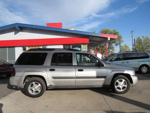 2005 Chevrolet Trailblazer - Financing Available! - cars & trucks -... for sale in Colorado Springs, CO – photo 9
