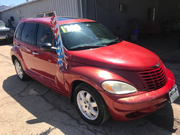 2004 Chrysler Pt Cruiser ICE COLD AIR RUNS GREAT! for sale in Clinton, IA – photo 4