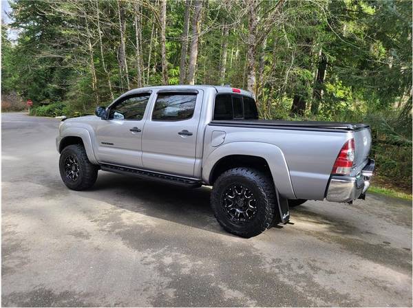 2015 Toyota Tacoma Double Cab Lifted Crew Cab 4x4 SR5 - cars & for sale in Bremerton, WA – photo 12