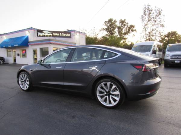2018 Tesla Model 3 Long Range Battery AWD for sale in Grayslake, IL – photo 4