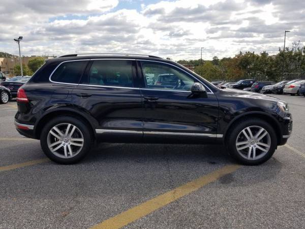 2016 Volkswagen Touareg Lux AWD All Wheel Drive SKU:GD010022 for sale in Cockeysville, MD – photo 5